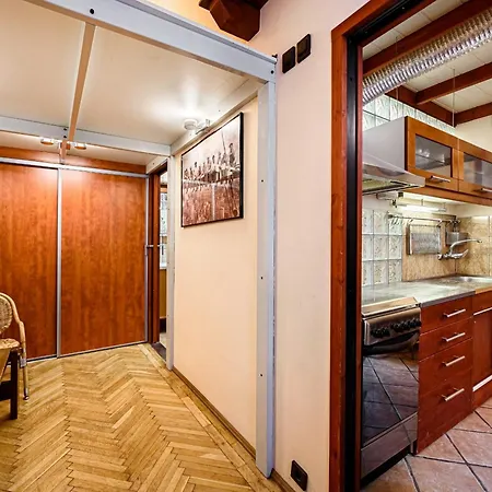 Andrassy Boulevard Apartman *